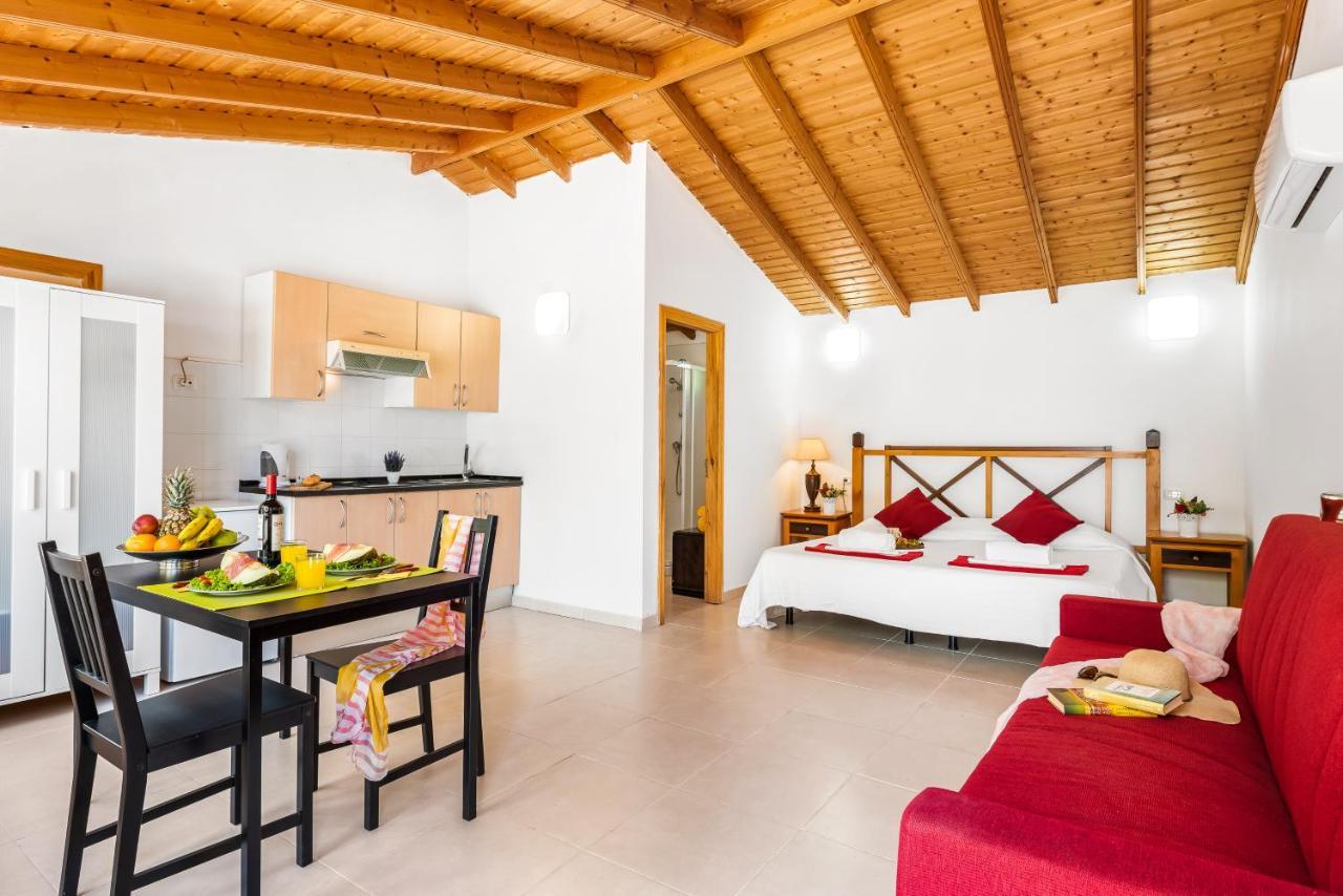 Ferienwohnung 101 Bright, Pool View And Air Conditioning Playa de las Américas Exterior foto